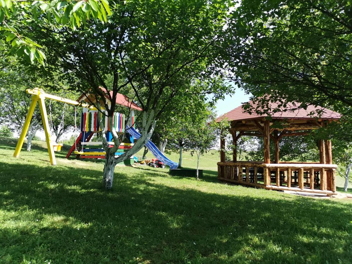 Apartments Tratincica Селиште-Дрежничко Экстерьер фото