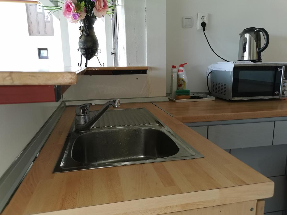 Apartments Tratincica Селиште-Дрежничко Экстерьер фото