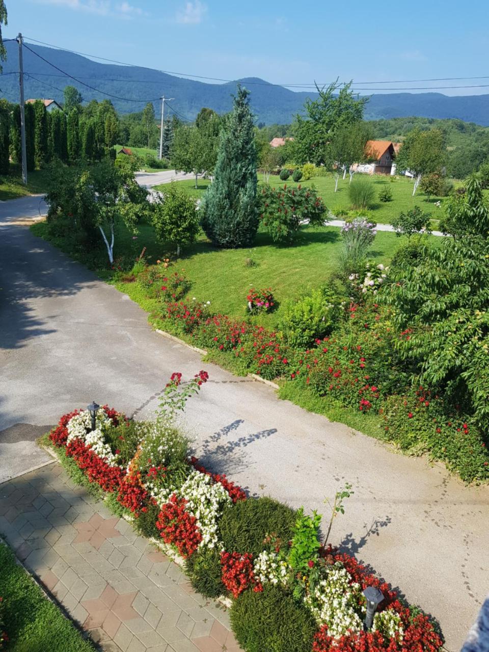 Apartments Tratincica Селиште-Дрежничко Экстерьер фото